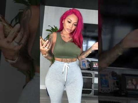 Vídeos pornôs com Brittanya Razavi Blowjob 